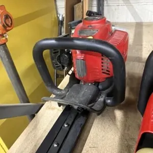 2009 Red Max Hedge Trimmer 81007994 Na Starts &