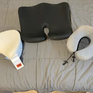 Posture pillows (3)