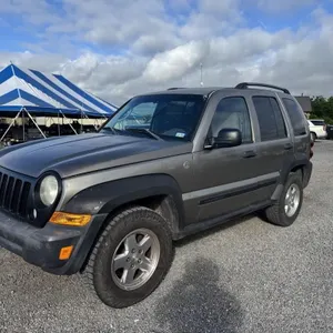 2005 Jeep Liberty Diesel, trail rated 4x4. See