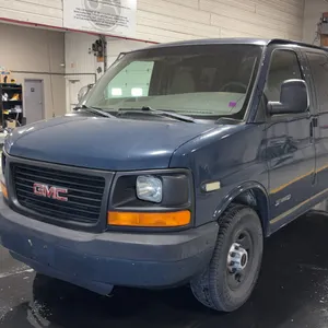 2003  GMC  Savana  2500 RWD  Cargo Van
