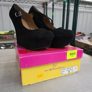 My Delicious Shoes KAYLA-S Black Imitation Suede Wedge Heels, Size 8.5