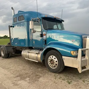ID 3274 2005 International 9400I Semi Tractor