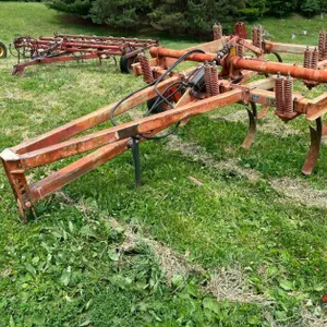 9 Shank Chisel Plow with Harrow