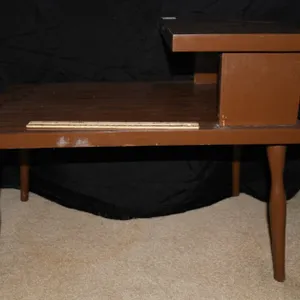 Step Table Measures 15.5 X 25 X 20