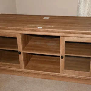TV Stand Measures 53.5 X 20 X 26