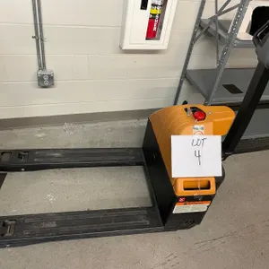 Big Joe Electric Pallet Jack