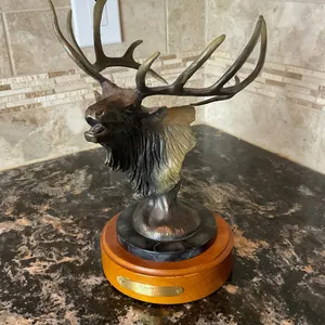 Big Sky Carvers "Wapiti"