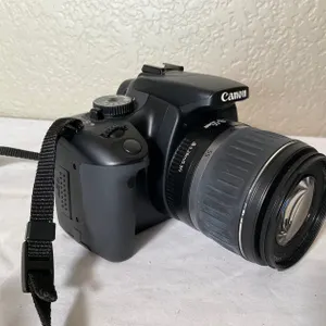 Canon Digital Rebel XTi Camera and Bag