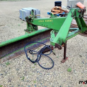 John Deere 3PH Blade Attachment
 UNRESERVED
