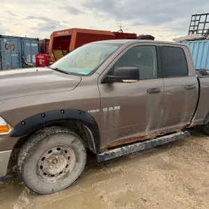2009 Dodge Ram 1500 SLT Quad Cab 4x4 – 5.7L HEMI, 201,988 km
