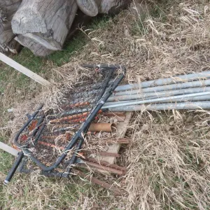 2 Yard Gates 36" W, T-Posts and GI Pipe Posts