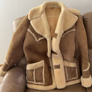 Treen Custom Leathers Men's Medium Shearling