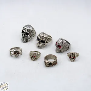 LOT OF SKULL RINGS ASSORTED