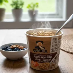 Quaker Maple & Brown Sugar Oatmeal Cups, 12 x 48g