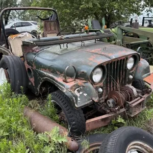 1940s Army Jeep w/ Winch
