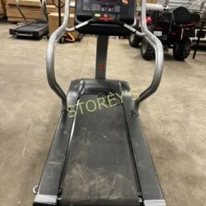 * Star Trac Comm. Treadmill - 220v