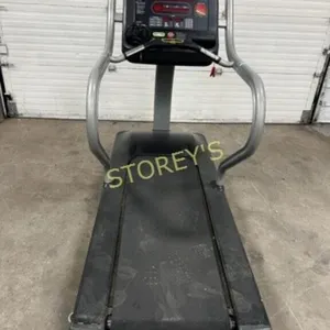 * Star Trac Comm. treadmill - 220v