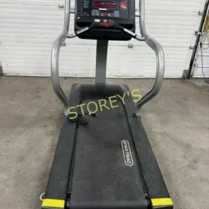 * Star Trac Comm. treadmill - 220v