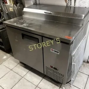 Chef 44" Refrigerated Pizza Prep Table on