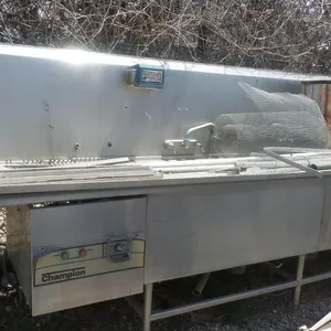 Champion Commercial Conveyor Dishmachine /