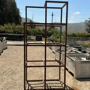 Heavy-Duty Steel Cube Display Rack