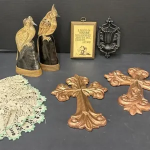 Vintage House Decor Items Including Brass
