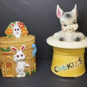 2 Vintage Cookie Jars - Bunnys