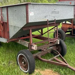 1948 Gravity Wagon, Approx. 100 Bushel. Tires go