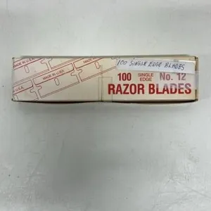 Box of 100 vintage single edge razor blades