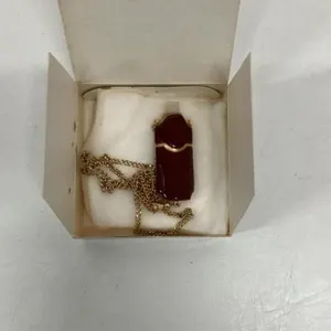 Avon President�s club award perfume pendant with