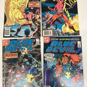4 vintage comics