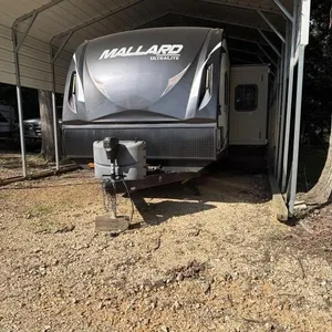 Mallard Ultra Lite bumper pull camper with 2