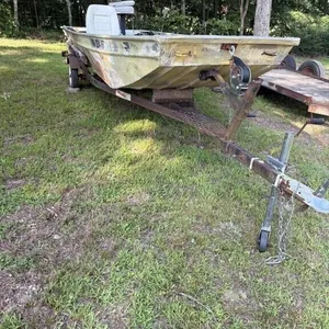 16ft x 5ft 11in Flat bottomAluminum boat with