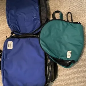 3 Pyrex casserole carriers
