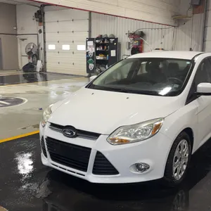 2012  Ford  Focus  SE Sedan
