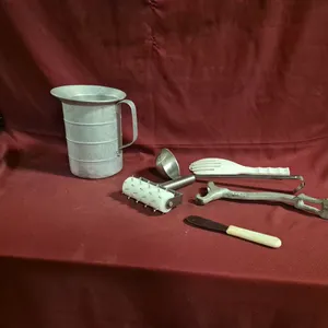 (7) Assorted Kitchen Utensils with 1qt Bakery Measure and Aluminum Pail Opener