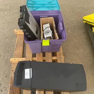 Mixed Electronics Lot – Bose, Clarion & Projector Bundle