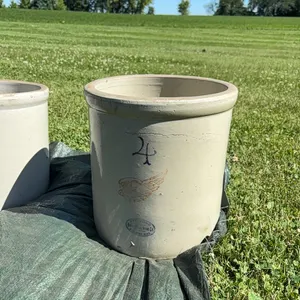 Redwing 4 Gallon Large Wing Crock