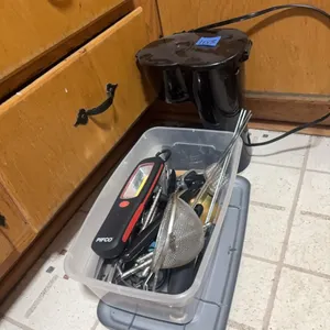 KITCHEN UTENSILS-LIGHT-COFFEE MAKER