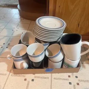 COFFEE MUGS-PLATES
