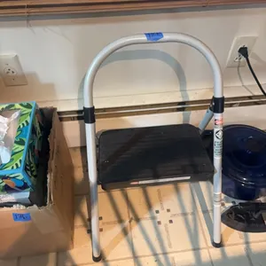SM. STEP STOOL