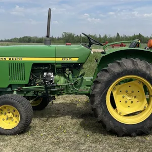 1979 JOHN DEERE 850 Utility Tractor, 1,748 Hours, 25 HP. Engine, 3 PT. Hitch