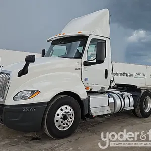 2019 International LT625 
