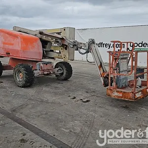 2017 JLG 450AJ 