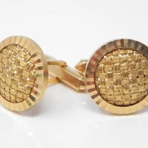18KT GOLD BASKET WEAVE CUFFLINKS $3,850