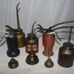 8 Small Oil Cans: Midland, Eagle,�