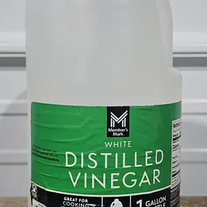 **NEW** Member's Mark Distilled White Vinegar, 1 Gallon - Best By: 7/2028