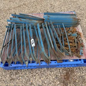(26) Vine Lifters