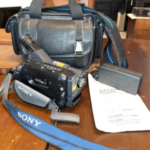 Sony Handycam Vision CCD-TRV65 Camcorder Set