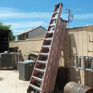 Werner Fiberglass Step Ladders (Lot of 5)